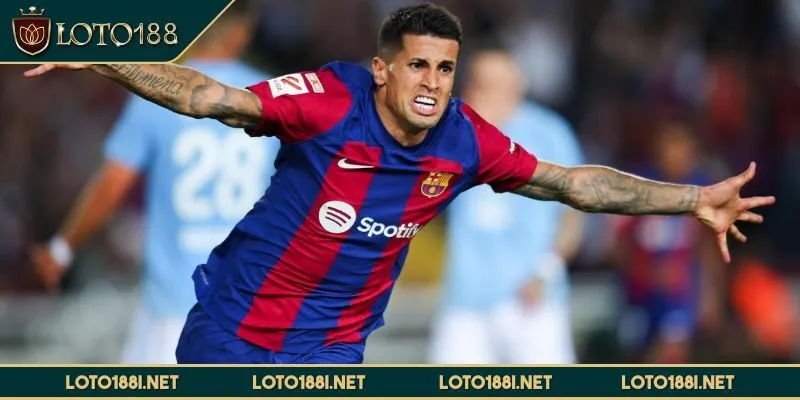 hau-ve-canh-trai-hay-nhat-joao-cancelo